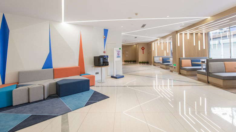 <b>Holiday Inn Express Xi'an Bell Tower Lobby</b>. Images powered by <a href="https://www.leonardoworldwide.com/" title="Leonardo Worldwide" target="_blank">Leonardo</a>.