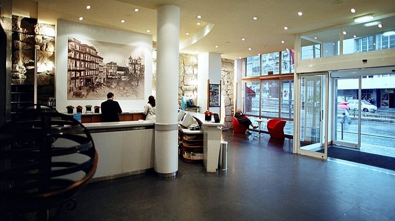 <b>Legendary Porto Lobby</b>. Images powered by <a href="https://www.leonardoworldwide.com/" title="Leonardo Worldwide" target="_blank">Leonardo</a>.