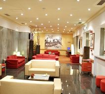 Legendary Porto Lobby