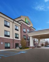 Holiday Inn Express Hotel & Suites