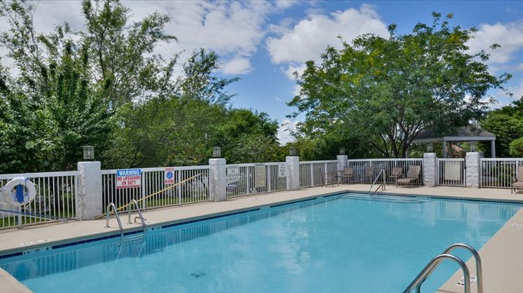 Holiday Inn Express Hotel & Suites Pool