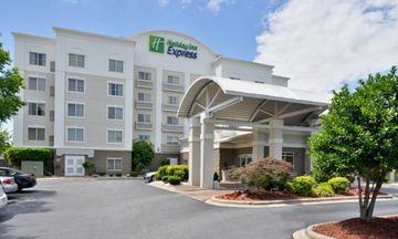 Holiday Inn Express Hotel & Suites