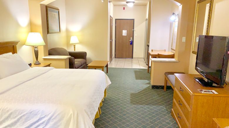 <b>Holiday Inn Express Suite</b>. Images powered by <a href="https://www.leonardoworldwide.com/" title="Leonardo Worldwide" target="_blank">Leonardo</a>.