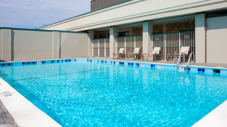Holiday Inn Express Pool