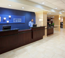 Holiday Inn Express Lobby