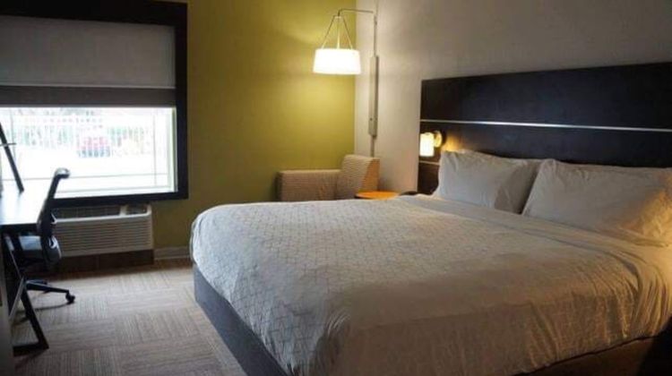 Holiday Inn Express Venice Room