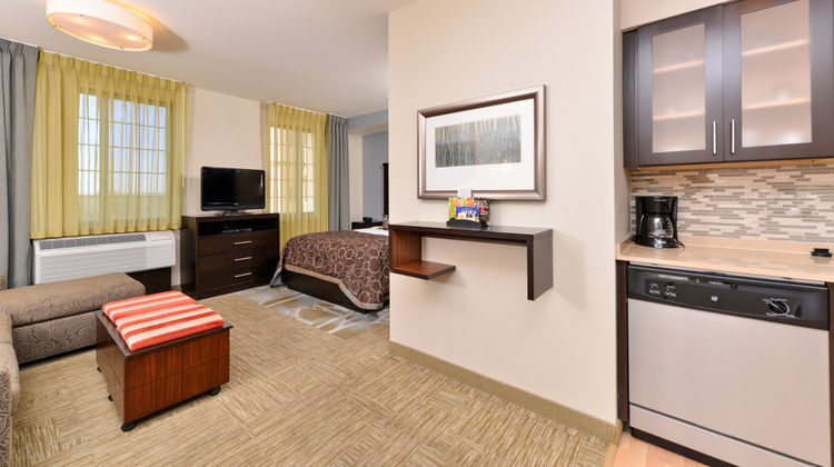 Staybridge Suites Stone Oak Room