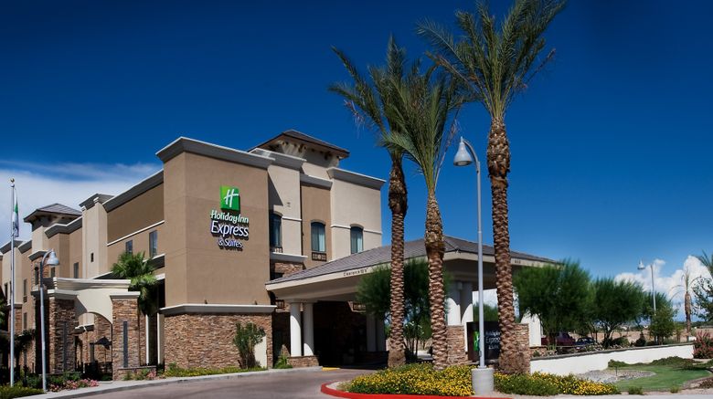 Holiday Inn Express  and  Suites Phoenix Exterior. Images powered by <a href="https://www.leonardoworldwide.com" target="_blank" rel="noopener">Leonardo</a>.