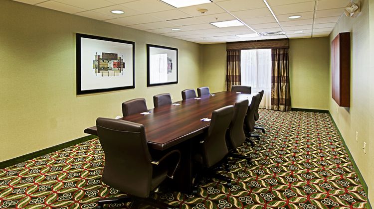 Holiday Inn Express & Suites Phoenix Meeting