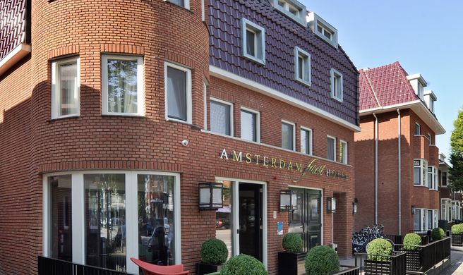 Amsterdam Forest Hotel Exterior