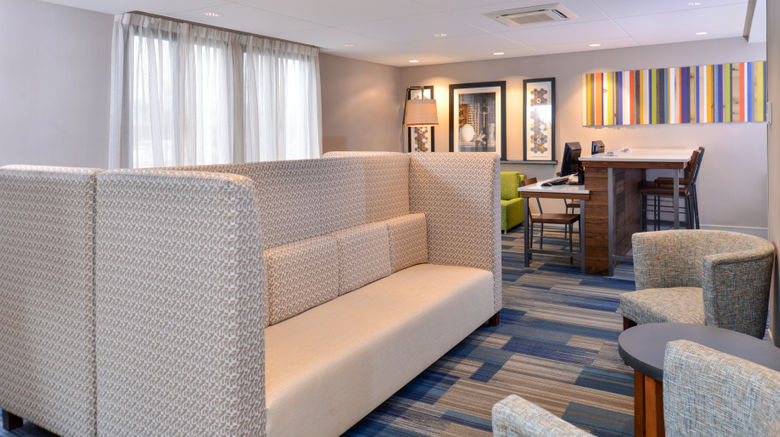 <b>Holiday Inn Express Rochester Lobby</b>. Images powered by <a href="https://www.leonardoworldwide.com/" title="Leonardo Worldwide" target="_blank">Leonardo</a>.