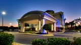 Holiday Inn Express Hotel & Suites Exterior