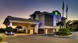 Holiday Inn Express Hotel & Suites Exterior