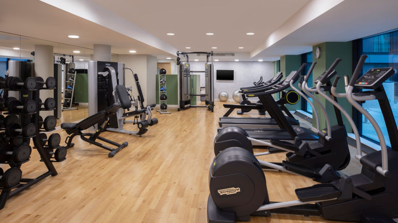 <b>Staybridge Suites Bath Road Pool</b>. Images powered by <a href="https://www.leonardoworldwide.com/" title="Leonardo Worldwide" target="_blank">Leonardo</a>.
