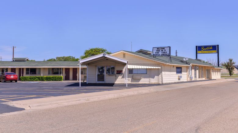 <b>Scottish Inns & Suites Lubbock Exterior</b>. Images powered by <a href="https://www.leonardoworldwide.com/" title="Leonardo Worldwide" target="_blank">Leonardo</a>.