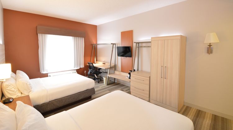 Holiday Inn Express Room