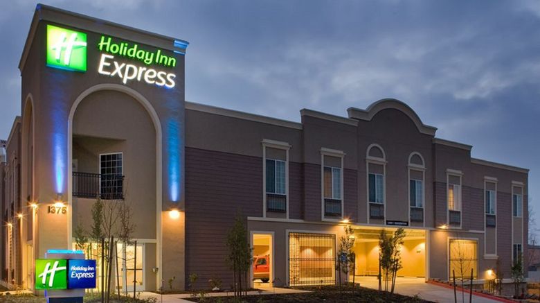 <b>Holiday Inn Express Benicia Exterior</b>. Images powered by <a href="https://www.leonardoworldwide.com/" title="Leonardo Worldwide" target="_blank">Leonardo</a>.