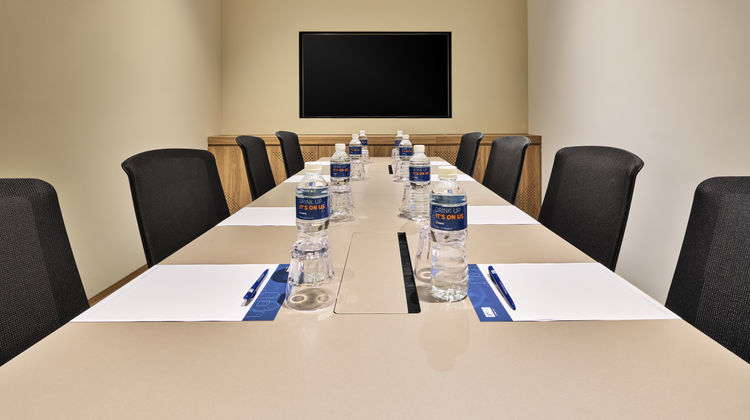 Holiday Inn Express Singapore Serangoon Meeting