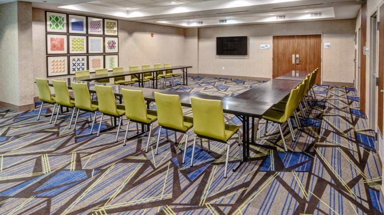 <b>Holiday Inn Express Hotel & Suites Meeting</b>. Images powered by <a href="https://www.leonardoworldwide.com/" title="Leonardo Worldwide" target="_blank">Leonardo</a>.
