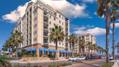Wyndham Oceanside Pier Resort