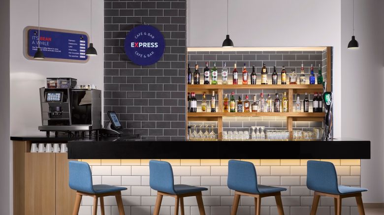 <b>Holiday Inn Express Malta Restaurant</b>. Images powered by <a href="https://www.leonardoworldwide.com/" title="Leonardo Worldwide" target="_blank">Leonardo</a>.