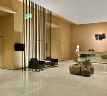 Holiday Inn Express Wenjiang Hotspring Exterior