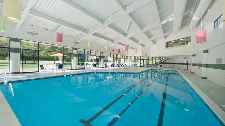 Holiday Inn Express Princeton Southeast Pool