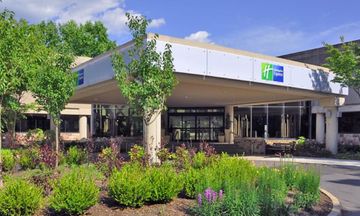 Holiday Inn Express Princeton Southeast