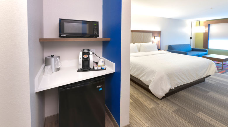 <b>Holiday Inn Express/Suites, Millersburg Suite</b>. Images powered by <a href="https://www.leonardoworldwide.com/" title="Leonardo Worldwide" target="_blank">Leonardo</a>.