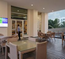 Holiday Inn Express Pune Hinjewadi Lobby