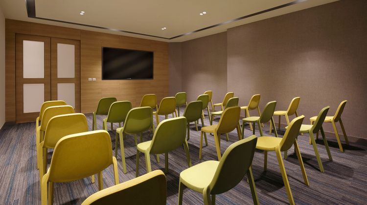 Holiday Inn Express Pune Pimpri Meeting
