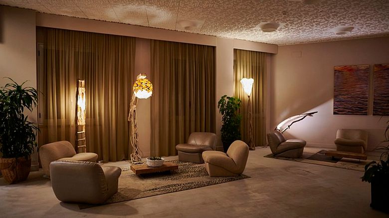 <b>Hotel Tirreno Lobby</b>. Images powered by <a href="https://www.leonardoworldwide.com/" title="Leonardo Worldwide" target="_blank">Leonardo</a>.
