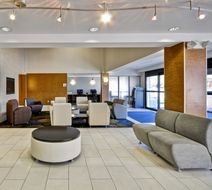 Holiday Inn Express Romulus / Detroit Airport, an Lobby