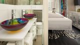 Staypineapple, An Artful Hotel, Midtown Room