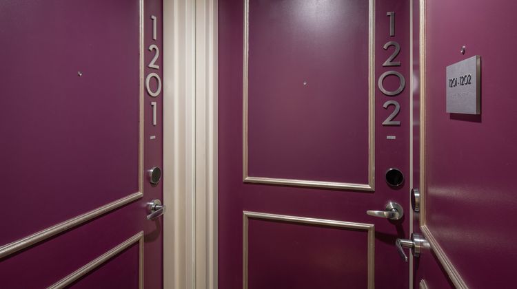 Staypineapple, An Artful Hotel, Midtown Suite