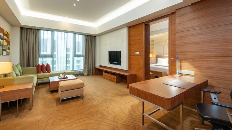 Holiday Inn Shanghai Hongqiao Suite