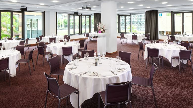 <b>Crowne Plaza Amsterdam - South Ballroom</b>. Images powered by <a href="https://www.leonardoworldwide.com/" title="Leonardo Worldwide" target="_blank">Leonardo</a>.
