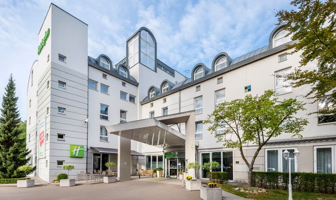 Holiday Inn Exterior