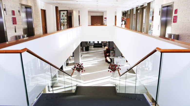 <b>Crowne Plaza Amsterdam - South Lobby</b>. Images powered by <a href="https://www.leonardoworldwide.com/" title="Leonardo Worldwide" target="_blank">Leonardo</a>.