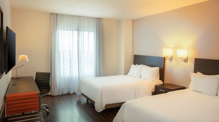Fiesta Inn Monterrey Fundidora Room