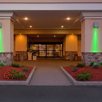 Holiday Inn Hotel & Stes Boston -Peabody