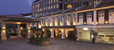 Village Hotel Albert Court Exterior