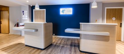 Holiday Inn Express Wigan Exterior