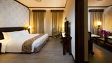 Village Hotel Albert Court Suite