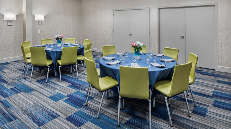 Holiday Inn Express Atlanta Airport Ballroom