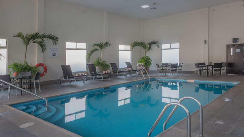 <b>Holiday Inn Express/Suites Leon Airport Pool</b>. Images powered by <a href="https://www.leonardoworldwide.com/" title="Leonardo Worldwide" target="_blank">Leonardo</a>.