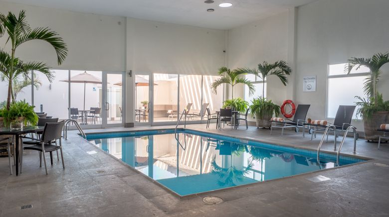 <b>Holiday Inn Express/Suites Leon Airport Pool</b>. Images powered by <a href="https://www.leonardoworldwide.com/" title="Leonardo Worldwide" target="_blank">Leonardo</a>.