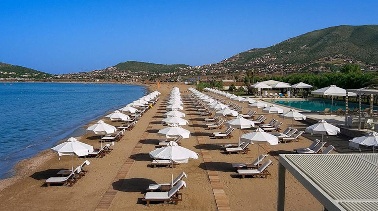 Plaza Resort Hotel Beach