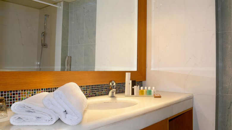 <b>Plaza Resort Hotel Room</b>. Images powered by <a href="https://www.leonardoworldwide.com/" title="Leonardo Worldwide" target="_blank">Leonardo</a>.