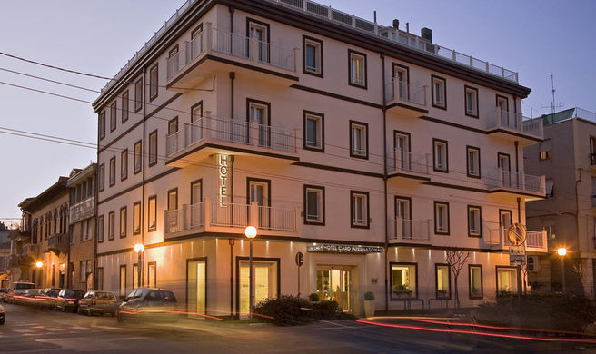 Hotel Card International Exterior